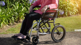 handicap wheelchair-5842414 1280